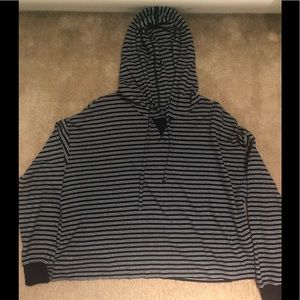 Cropped Hooded Hollister Sweater